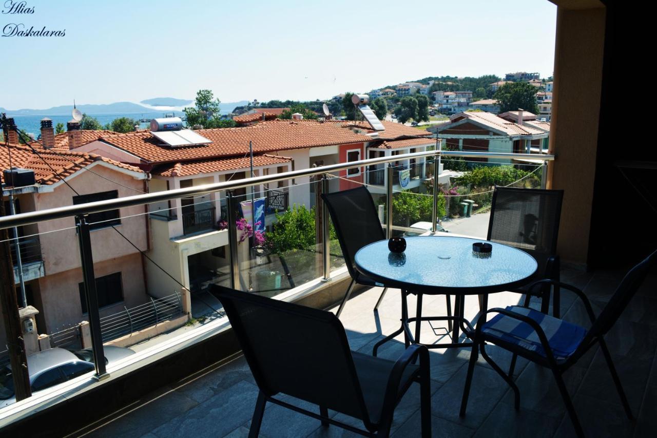 M&B Boutique Apartments Nea Roda Buitenkant foto