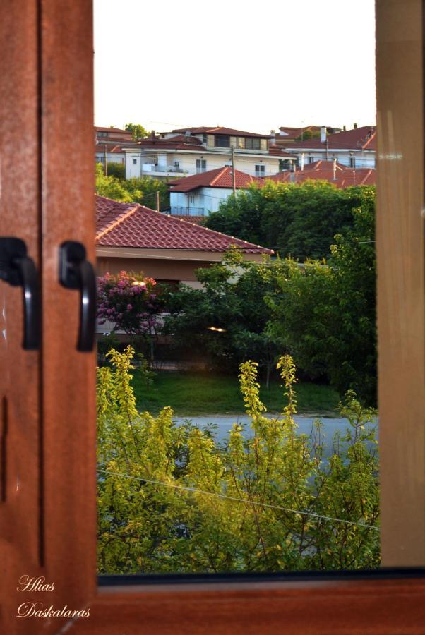 M&B Boutique Apartments Nea Roda Buitenkant foto