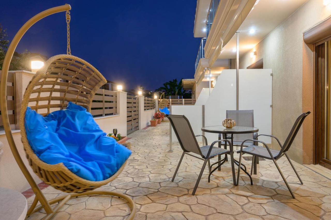 M&B Boutique Apartments Nea Roda Buitenkant foto