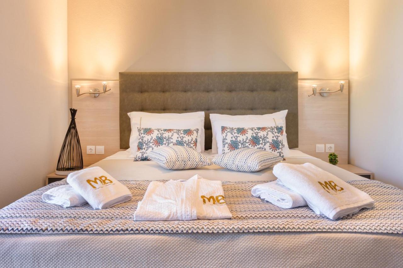 M&B Boutique Apartments Nea Roda Buitenkant foto