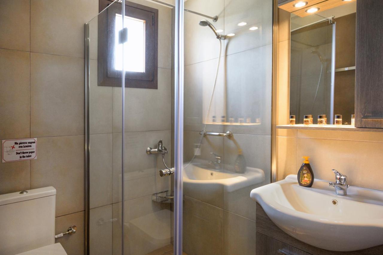 M&B Boutique Apartments Nea Roda Buitenkant foto