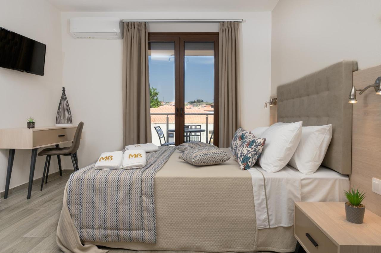 M&B Boutique Apartments Nea Roda Buitenkant foto