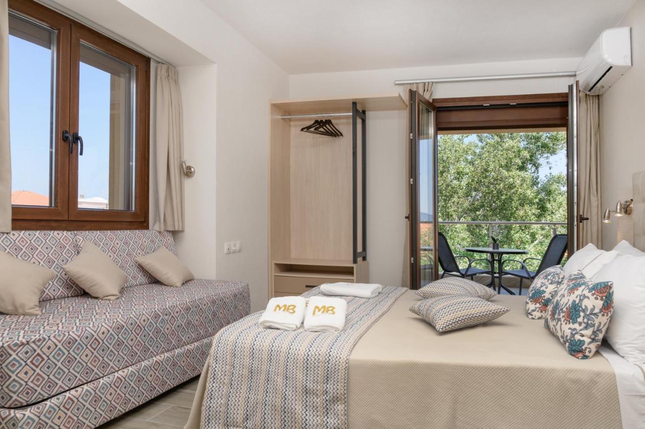 M&B Boutique Apartments Nea Roda Buitenkant foto