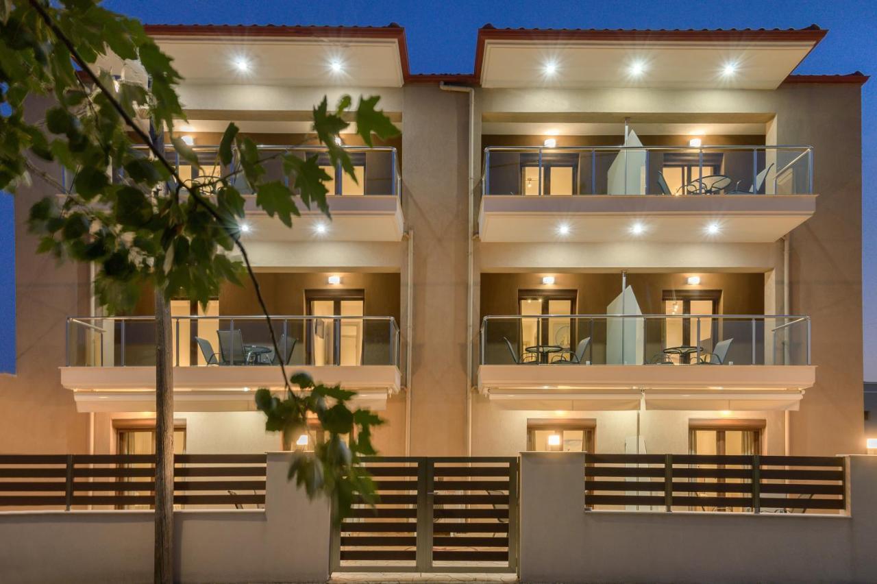 M&B Boutique Apartments Nea Roda Buitenkant foto