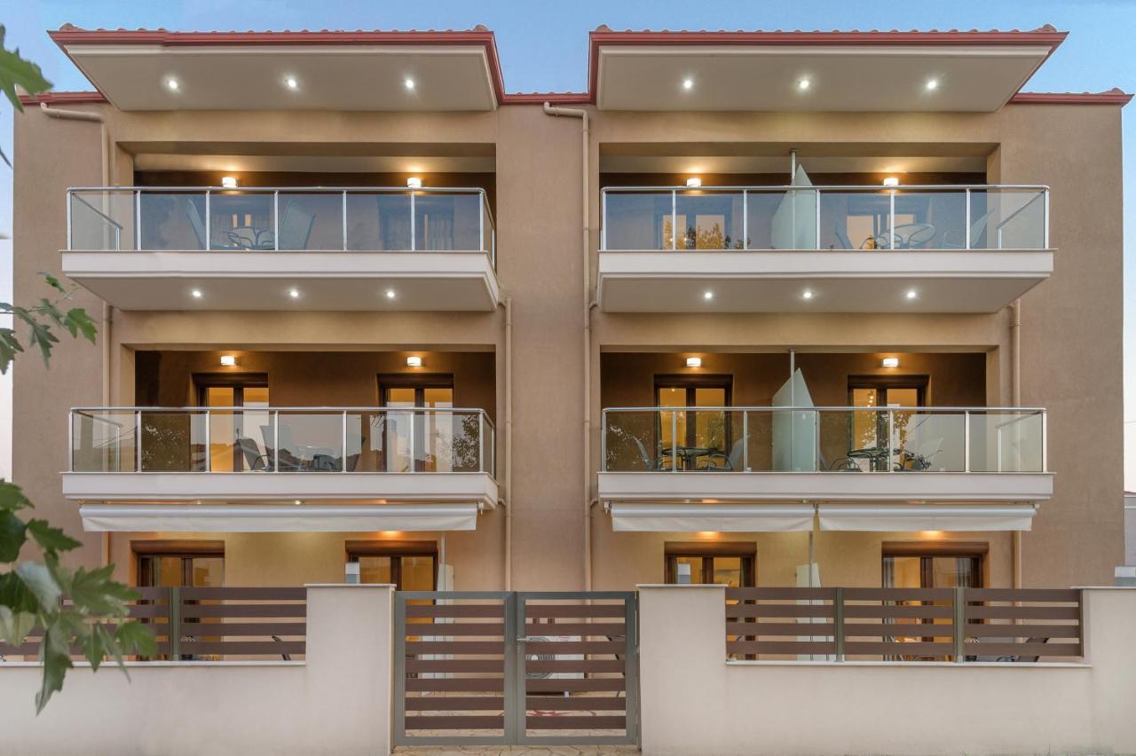 M&B Boutique Apartments Nea Roda Buitenkant foto
